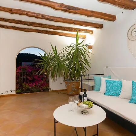 In Sleeps 10 - Sa Vinya