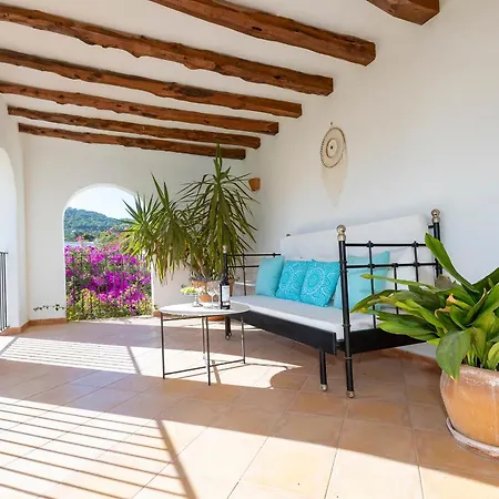 In Sleeps 10 - Sa Vinya 别墅