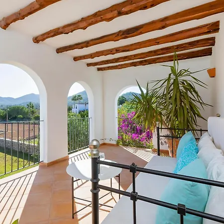 In Sleeps 10 - Sa Vinya 别墅